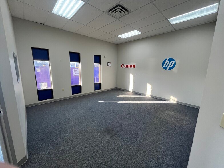 More Photos Of 6801 Broadway, Merrillville Medical For Sale