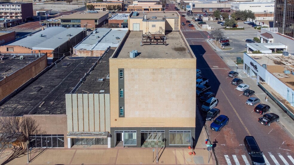 More Photos Of 1102 Broadway St, Lubbock Office For Sale