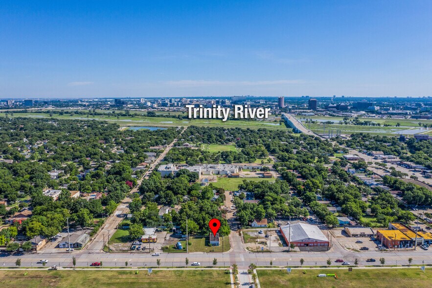 More Photos Of 1001-1007 Singleton Blvd, Dallas Land For Sale