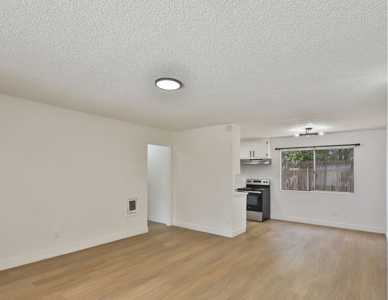 More Photos Of 26674 Ward St, Highland Apartments For Sale