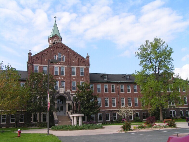 Primary Photo Of 2 Pioneer Ln, Ruma Religious Facility For Sale