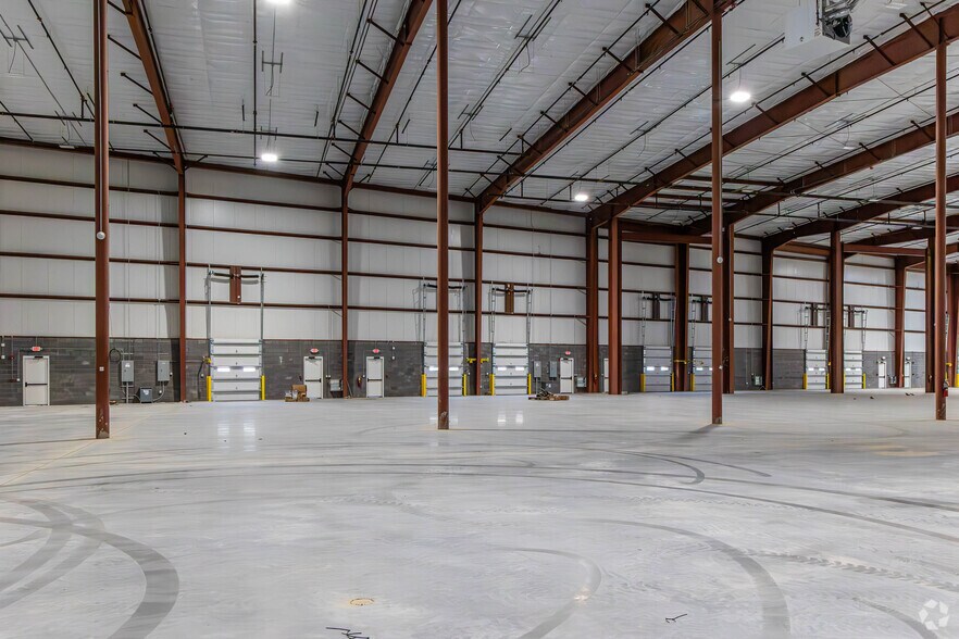 More Photos Of 41 Randolph Rd, Howell Warehouse For Lease