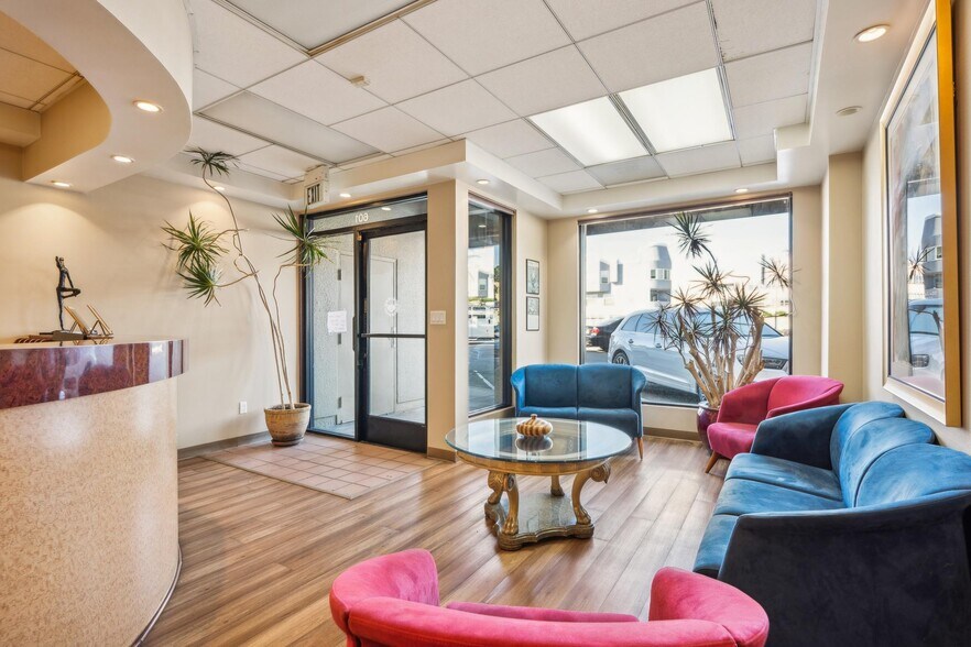More Photos Of 601-621 Portola Dr, San Francisco Office Residential For Lease