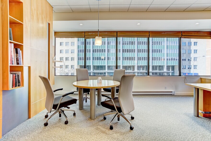 More Photos Of 1111 Rue Saint-Urbain, Montréal Office Residential For Sale