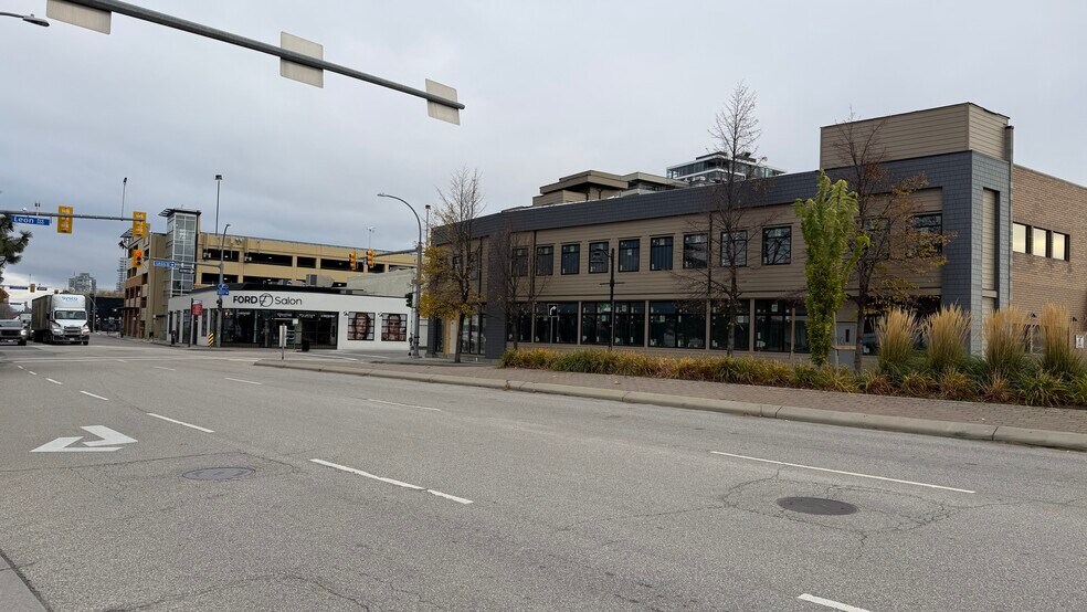 More Photos Of 1659 Water St, Kelowna General Retail For Sale