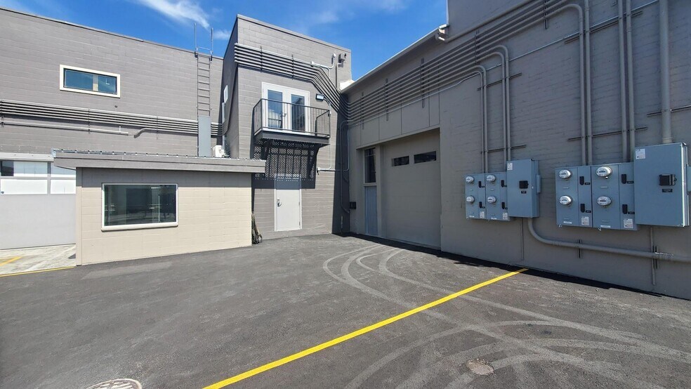 More Photos Of 1012 Walla Walla Ave, Wenatchee Warehouse For Lease
