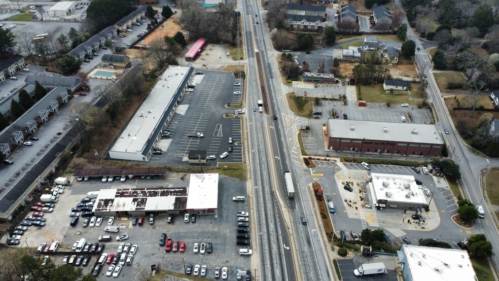 More Photos Of 5470 Buford Hwy, Norcross Freestanding For Sale