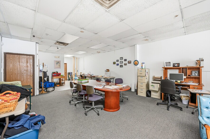 More Photos Of 501-505 Market St, East Liverpool Storefront For Sale