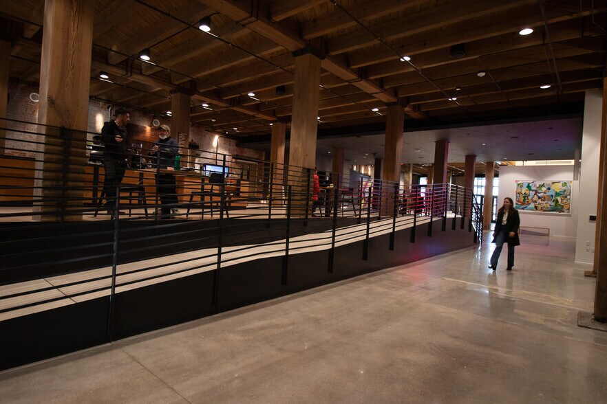 More Photos Of 1229 Millwork Ave, Omaha Office For Lease