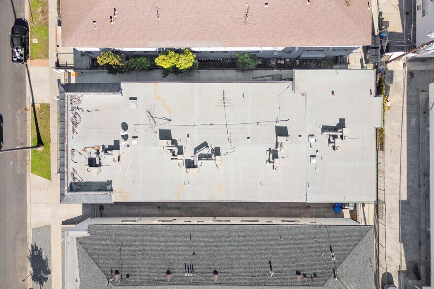 More Photos Of 406 S St Andrews Pl, Los Angeles Apartments For Sale