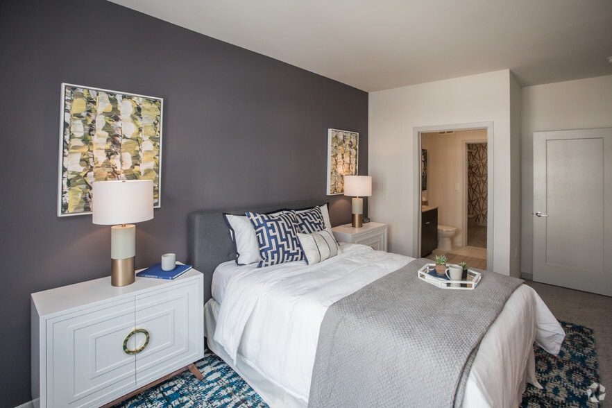 More Photos Of 8010 Gramercy Blvd, Rockville Apartments For Lease