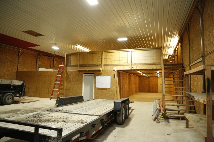 More Photos Of 93 Bierer Lane, Morgantown Industrial For Lease