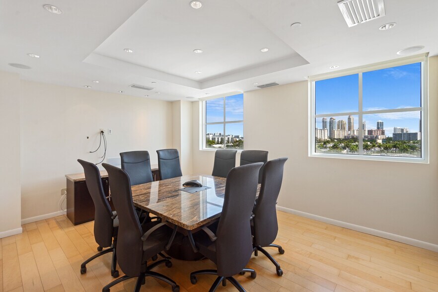 More Photos Of 3363 NE 163rd St, North Miami Beach Medical For Lease