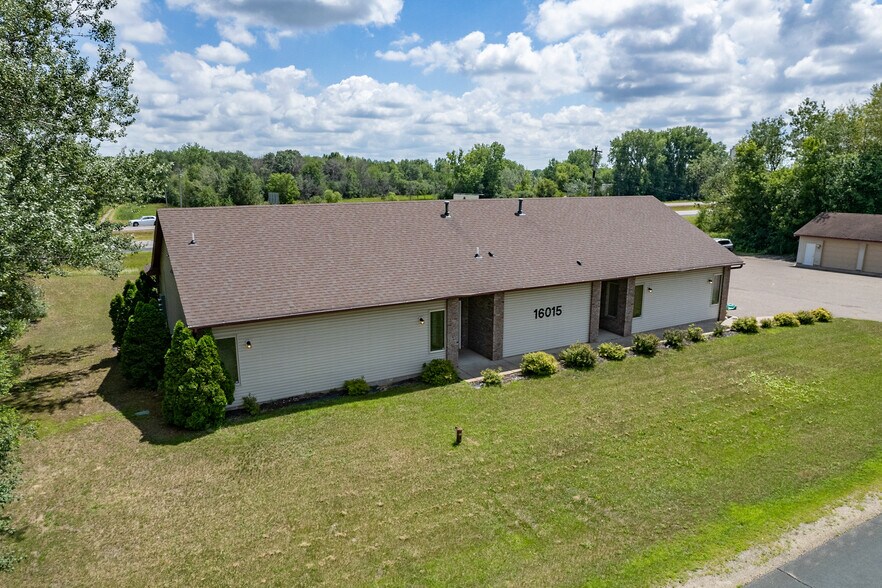 More Photos Of 16015 NE Central Ave, Ham Lake Office For Sale