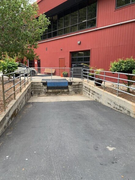 More Photos Of 1500 Green Hills Rd, Scotts Valley Office For Lease