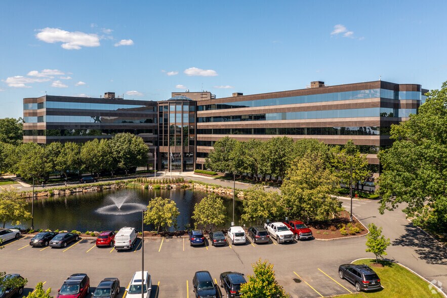 More Photos Of 101 Edgewater Dr, Wakefield Unknown For Lease