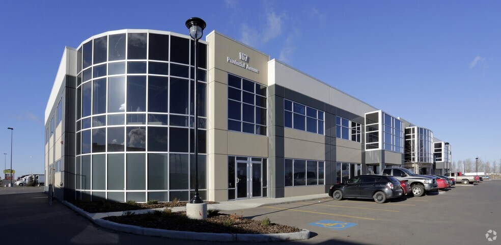 More Photos Of 167 Provincial Ave, Sherwood Park Service For Lease