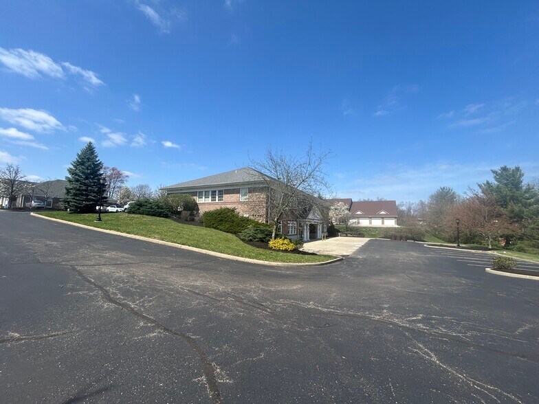 More Photos Of 5680 Bridgetown Rd, Cincinnati Medical For Sale