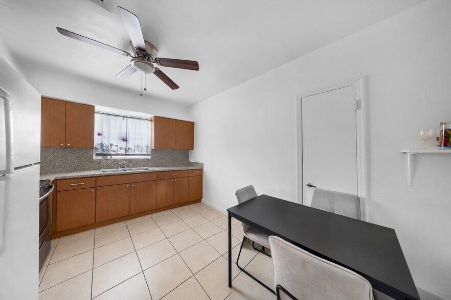More Photos Of 1035 NW 4th St, Miami Apartments For Sale