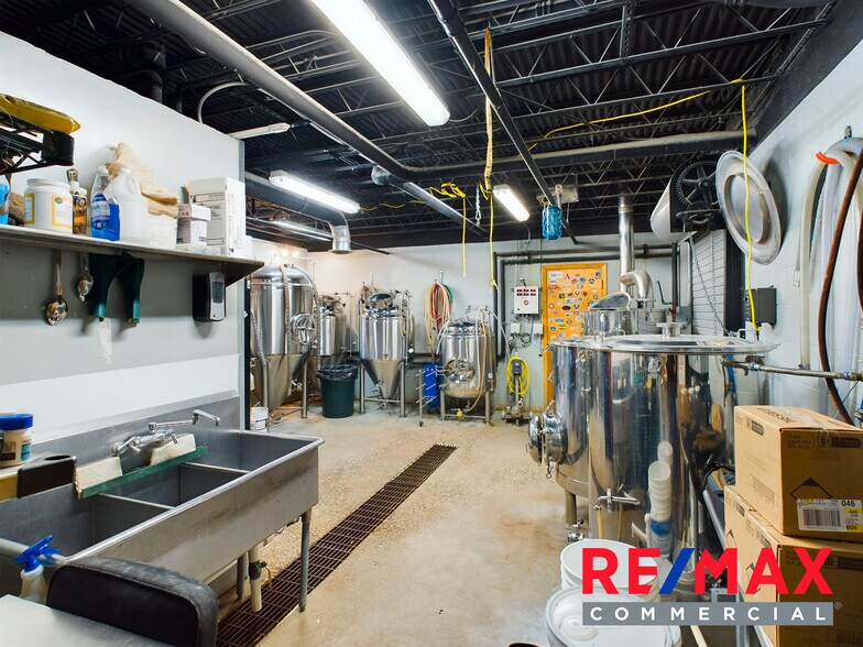 More Photos Of 1057 Sheridan Ave, Cody Restaurant For Sale