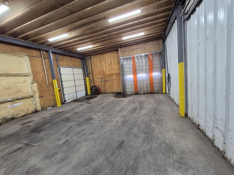 More Photos Of 88 Cadbury Way, Holley Refrigeration Cold Storage For Sale