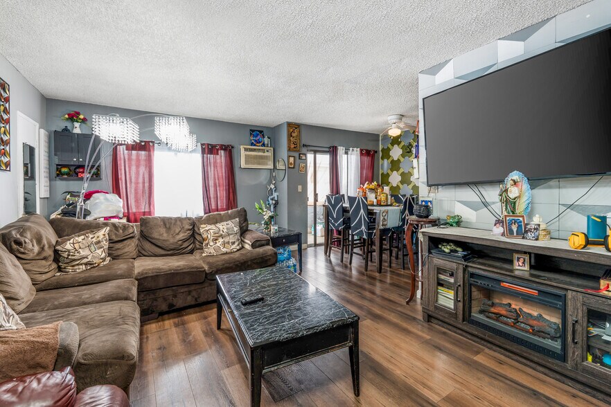 More Photos Of 14811 Parthenia St, Panorama City Apartments For Sale