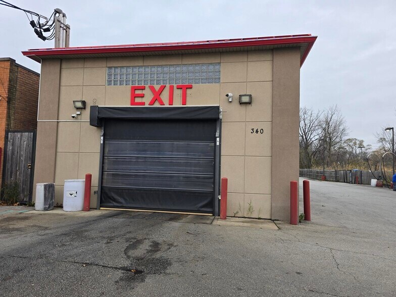 More Photos Of 340 W Sibley Blvd, Dolton Carwash For Sale