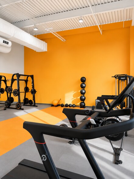 More Photos Of 2500 NE 11th St, Bentonville Coworking Space