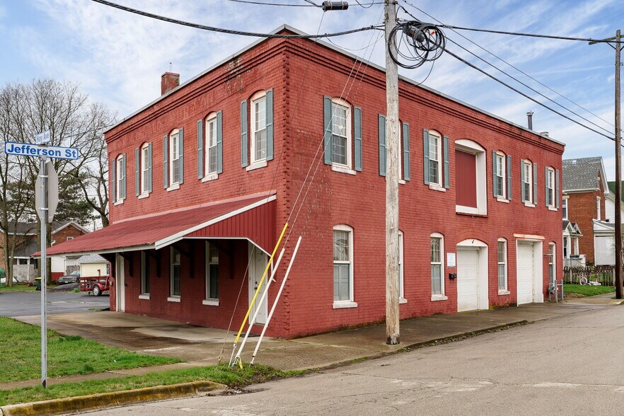 More Photos Of 46 Jefferson St, Brookville Storefront Retail Residential For Sale