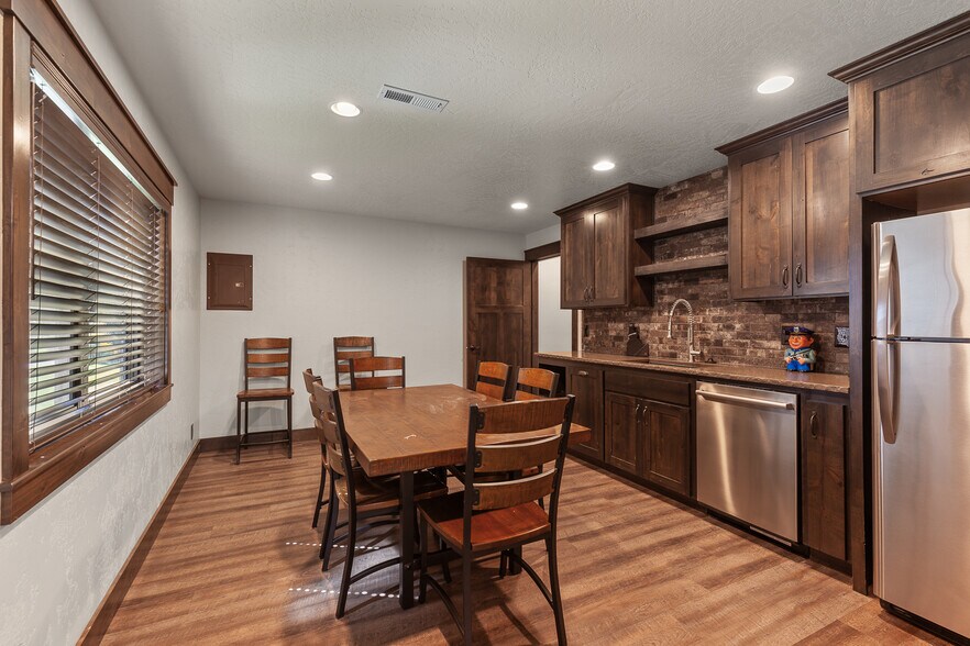 More Photos Of 10157 N Taryne St, Hayden Flex For Sale