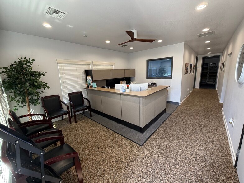 More Photos Of 5802 E Princeton Ave, Fresno Warehouse For Lease