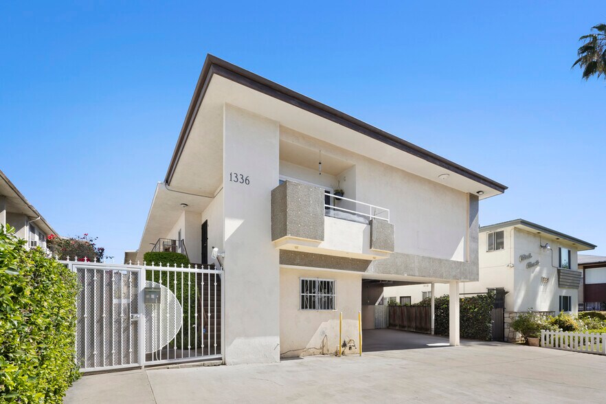 Primary Photo Of 1336 N Citrus Ave, Los Angeles Apartments For Sale