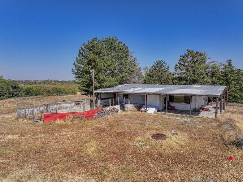 More Photos Of 6155 W Adams st, Lincoln Land For Sale