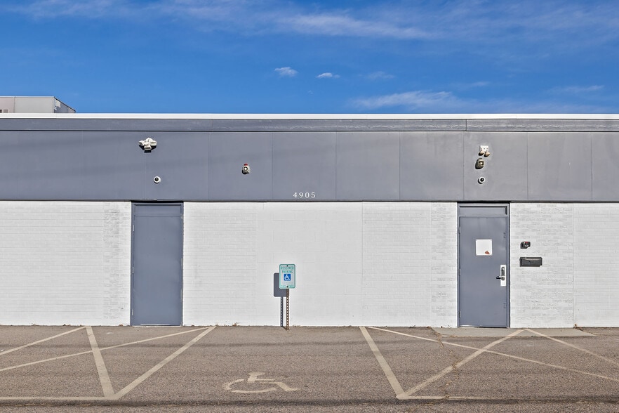 More Photos Of 4905 E 41st Ave, Denver Warehouse For Sale