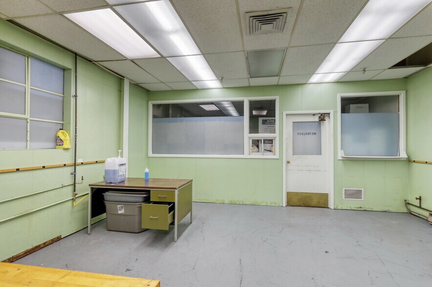More Photos Of 845 Bloomfield Ave, Clifton Manufacturing For Lease