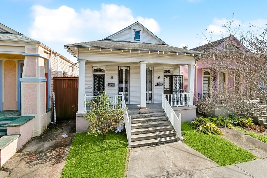 More Photos Of 112 S Lopez St, New Orleans Hospitality For Sale