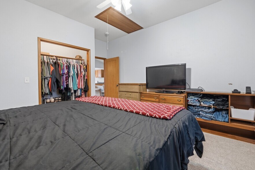 More Photos Of 316-318 Main St, Glenburn Apartments For Sale