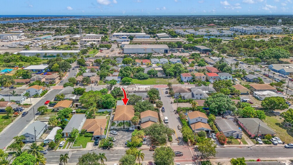 More Photos Of 715 Washington Ave, Lake Worth Apartments For Sale