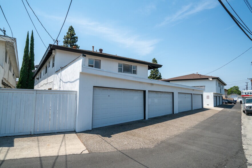 More Photos Of 9371 Cellini Ave, Garden Grove Apartments For Sale