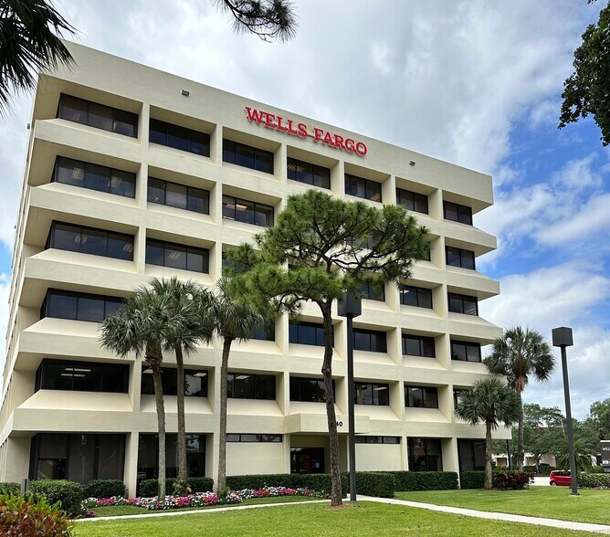 More Photos Of 4440 PGA Blvd, Palm Beach Gardens Office For Lease