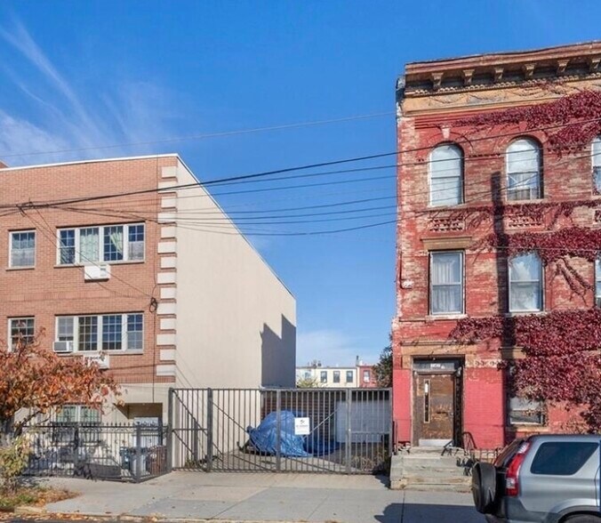 More Photos Of 1475 Saint Marks Ave, Brooklyn Land For Sale