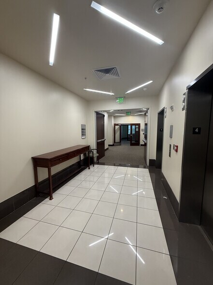 More Photos Of 180 N University Ave, Provo Office For Sale