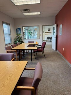 More Photos Of 4050 Britt Farm Dr, Lafayette Office For Lease