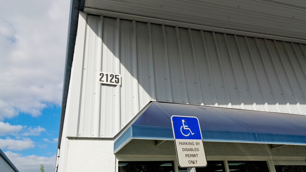 More Photos Of 2117-2125 47th st, Sarasota Warehouse For Sale