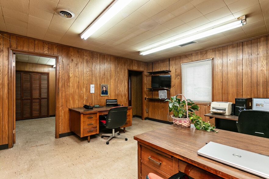 More Photos Of 500 E Main St, Lebanon Land For Sale