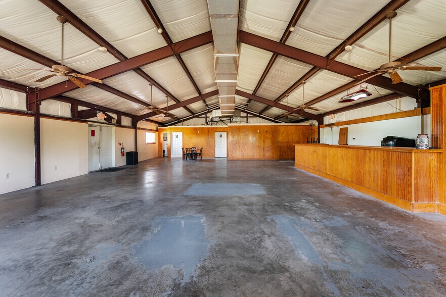 More Photos Of 1585 Patton Rd, Rosenberg Service For Sale