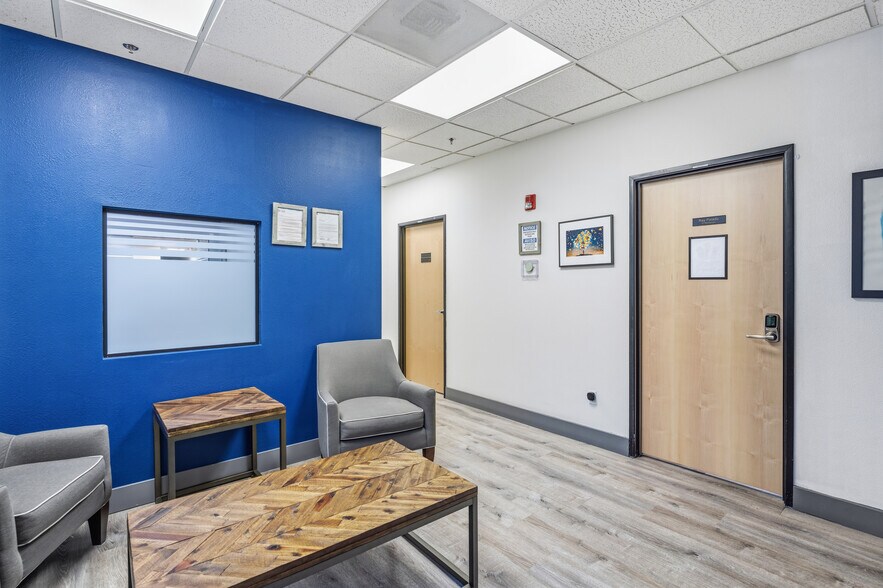 More Photos Of 3087 E Warm Springs Rd, Las Vegas Office For Sale