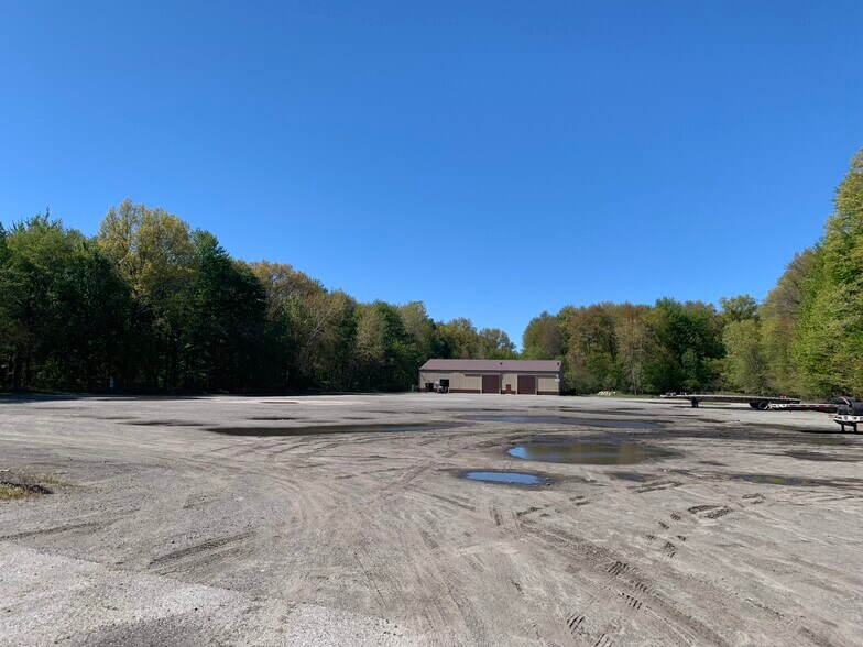 More Photos Of 1111 US Highway 20, Michigan City Truck Terminal For Lease