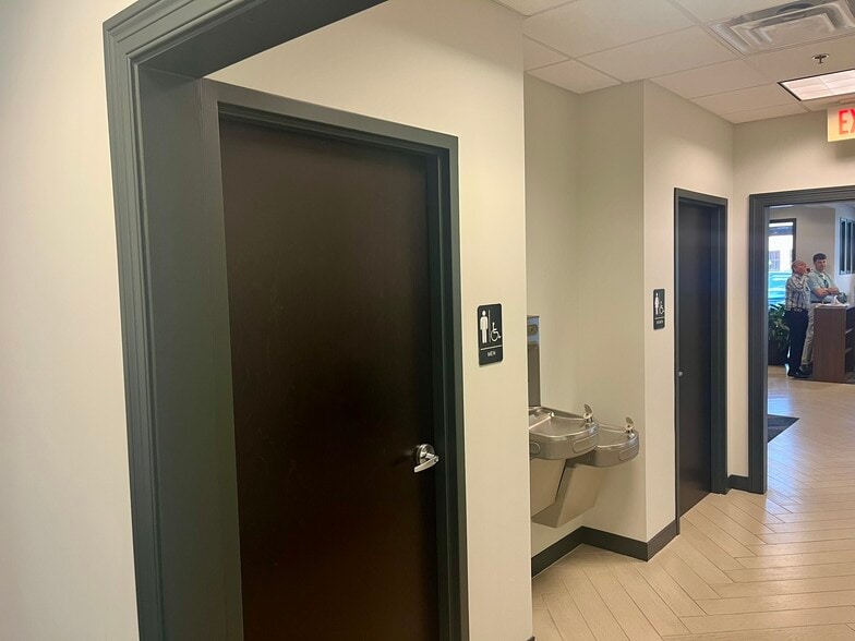 More Photos Of 3359 Aspen Grove Dr, Franklin Loft Creative Space For Lease