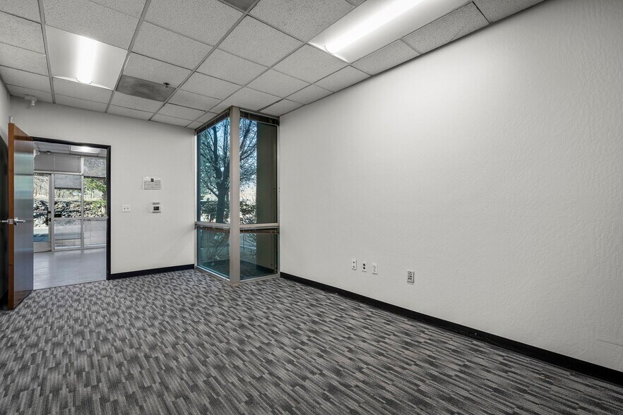More Photos Of 12815-12845 Old Virginia St, Reno Distribution For Lease